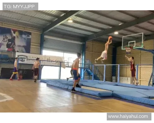 武汉极限运动队战术解析：防反打法的优势与实施策略探讨